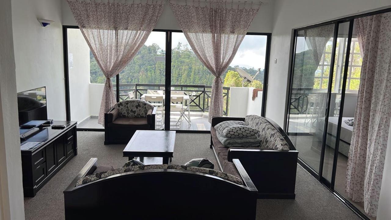 Silverpark C2-5-1 Or C3-3a-2 Walk Up Apartment Fraser Hill